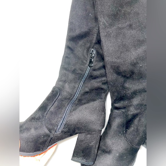 DREAM PAIRS | Faux Suede Over The Knee High 7 cm Heel Boot - Picture 3 of 12